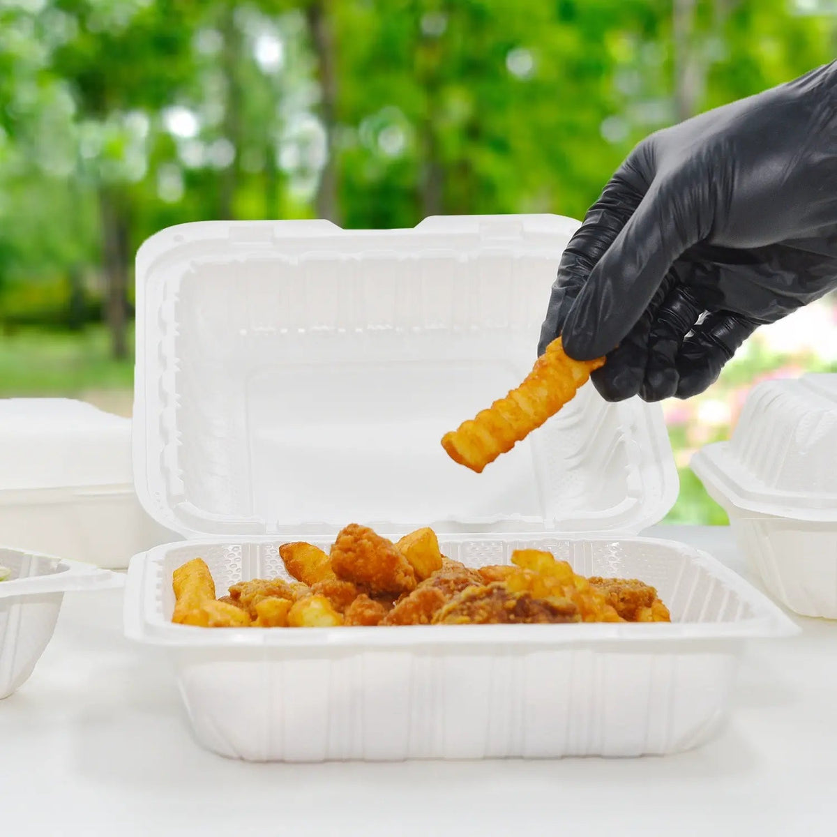 [150ct] 9"x 6" Microwaveable Mineral Filled PP Hinged Containers | White - Biocean by Danube BlueBiocean