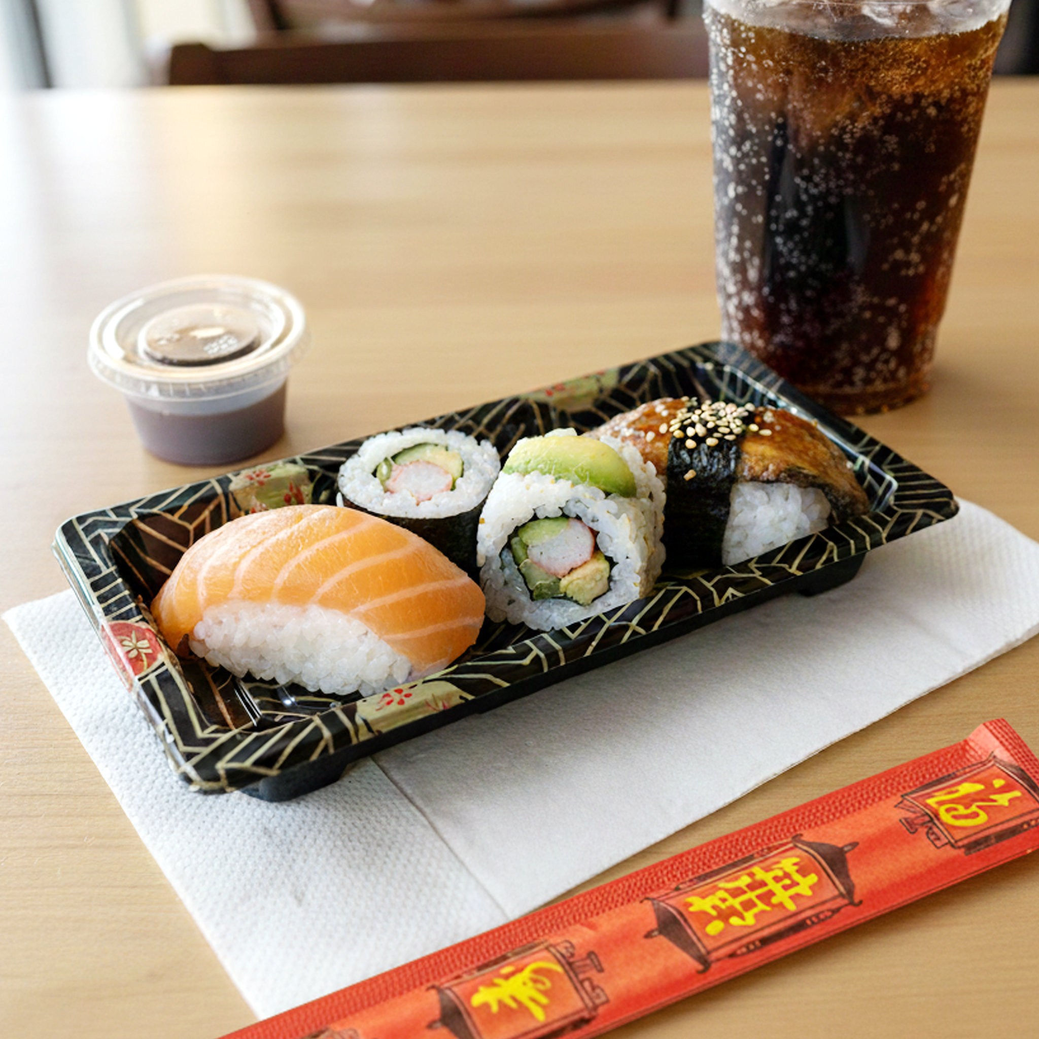 [1,500ct] PS Plastic 6 1/3" x 3 1/2" Sushi Tray Base with Lid | Black