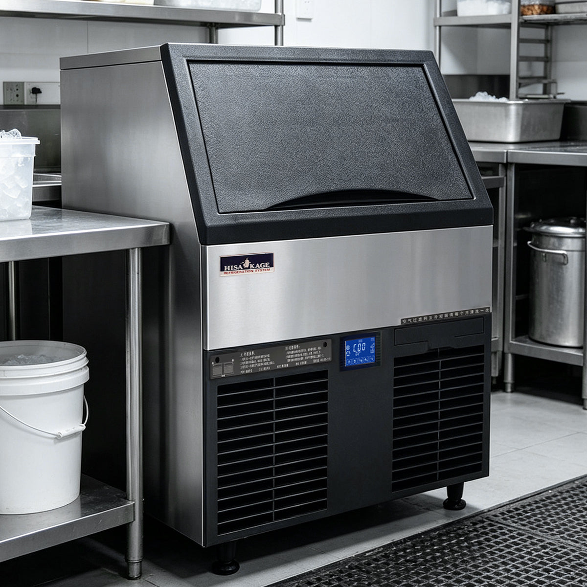 HISAKAGE 30" AC-300 Air-Cooled Self-Contained Cube Ice Machine with 88 lb. Storage Bin - 310 lbs Daily Output, 115V