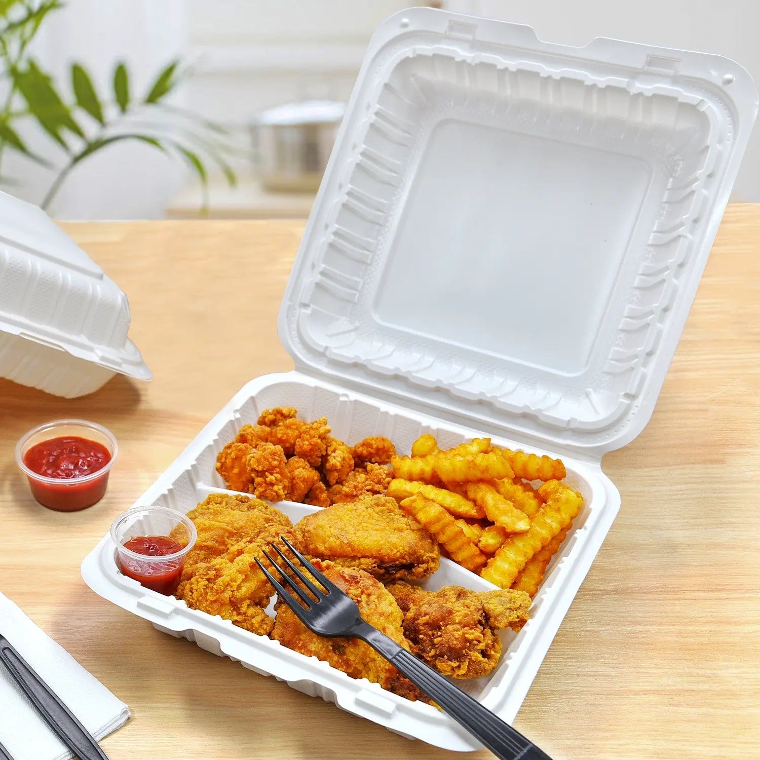 9" x 9" 3-Compartment White PP  Hinged Food Containers- 150/Case
