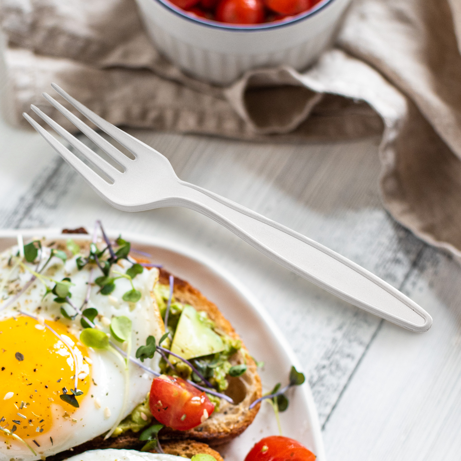 [1,000 ct] PP Plastic Extra Heavy Weight  Forks | White