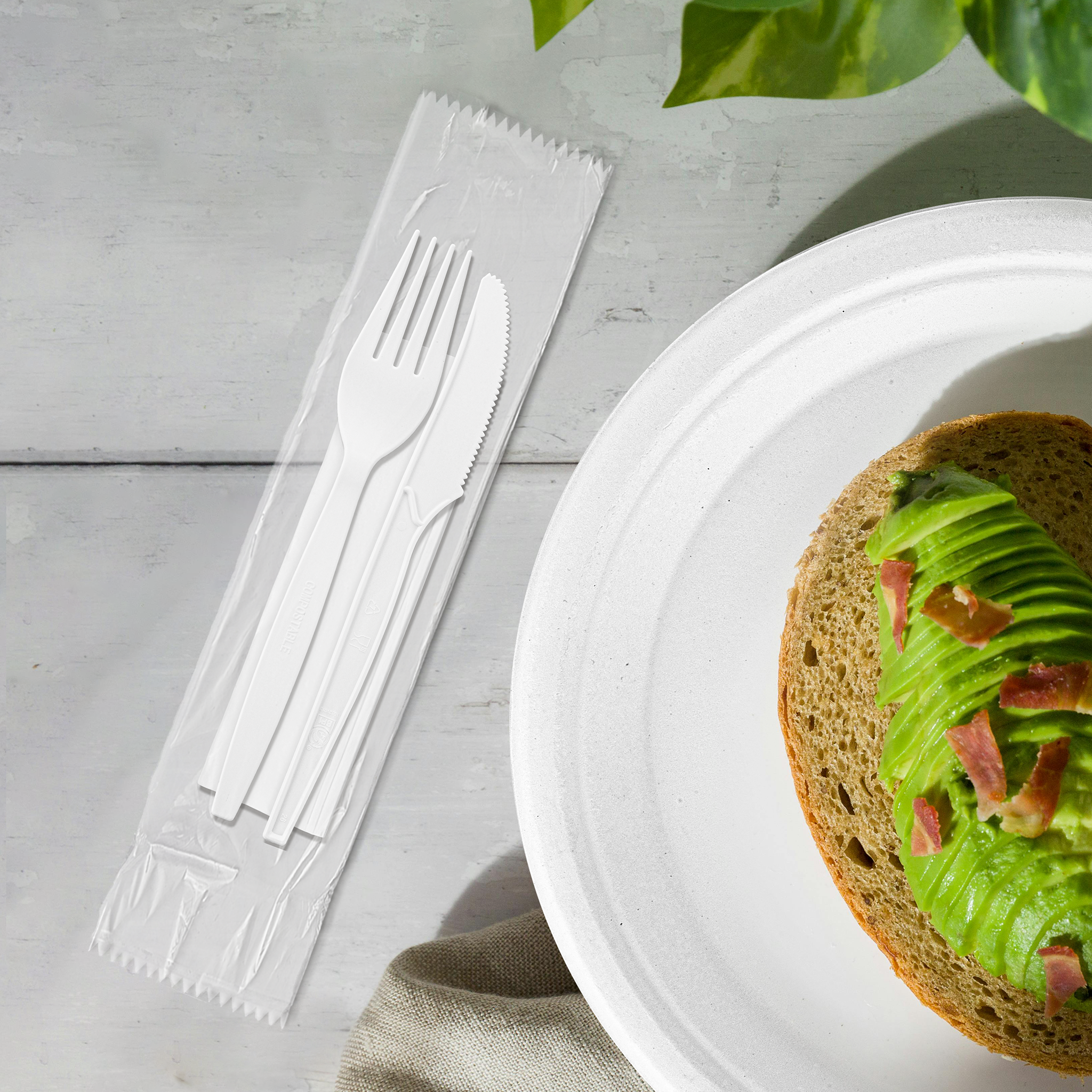 [250ct] PLA Heavy Weight Cutlery Kits (Knife, Fork, Napkin) | White