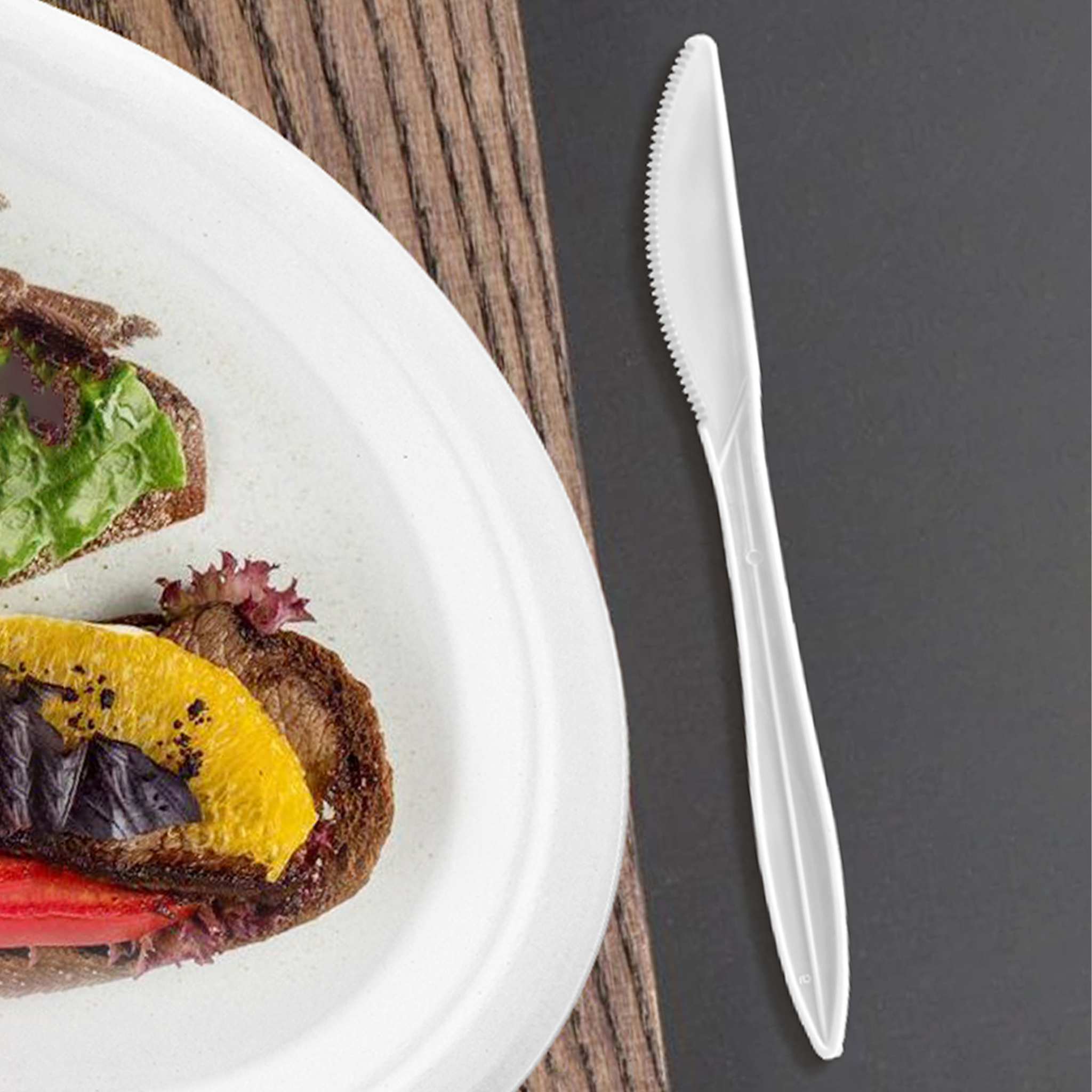 [1,000 ct] PP Plastic Medium Weight Knives | White