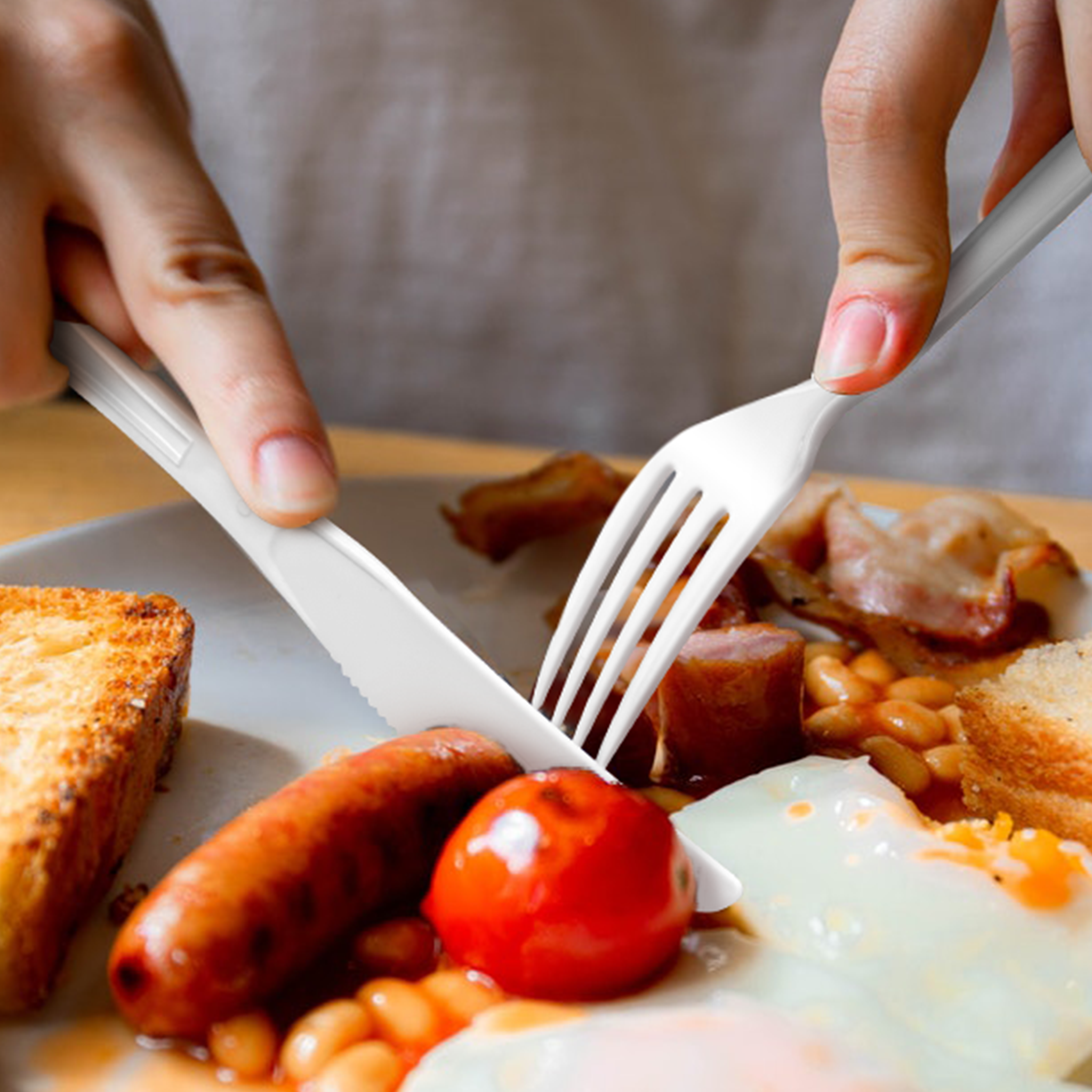 [600ct] PS Plastic Heavy Weight  Knives | White