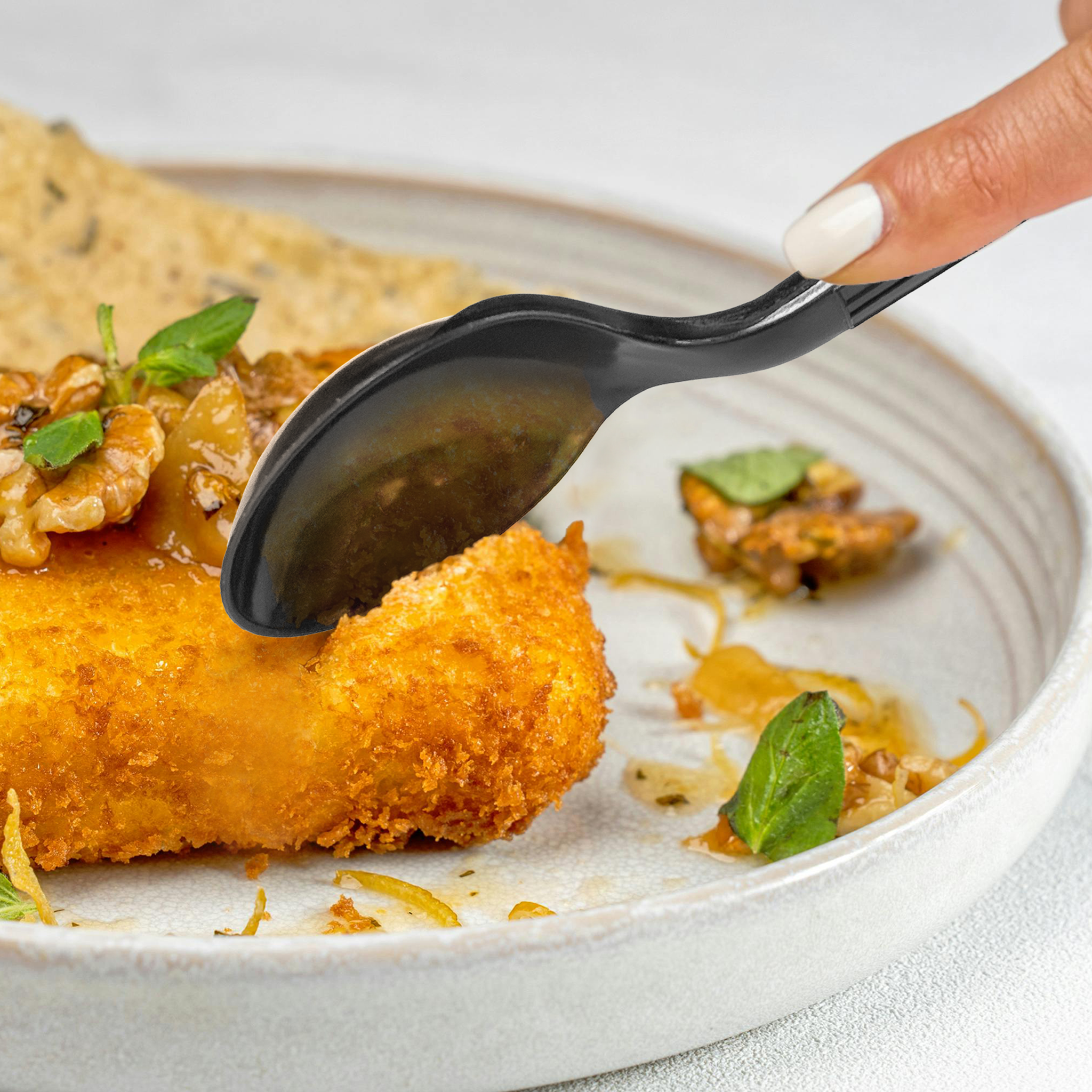 [1,000ct] PP Plastic Heavy Weight Soup Spoons | Black