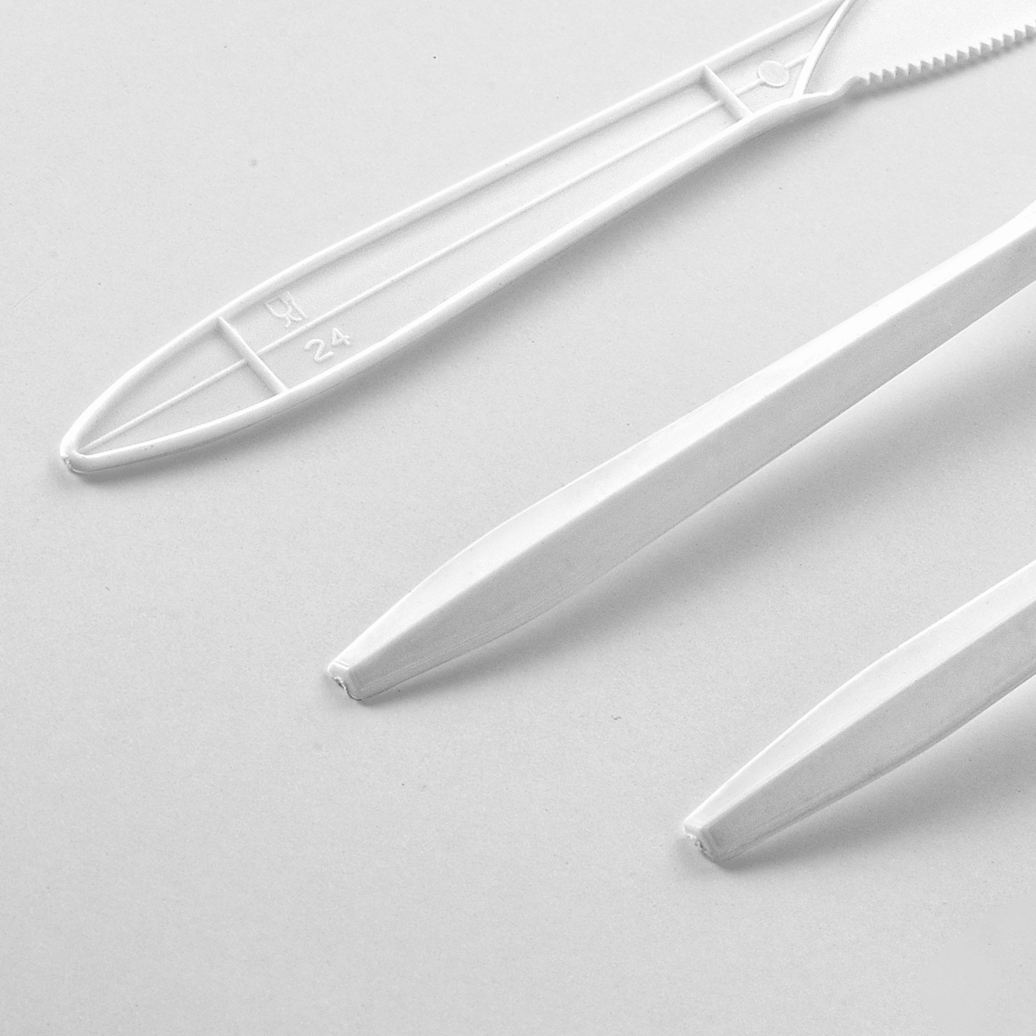 [500ct] PP Plastic Medium Weight Cutlery Kits with Salt and Pepper | White - Biocean by Danube BlueBiocean