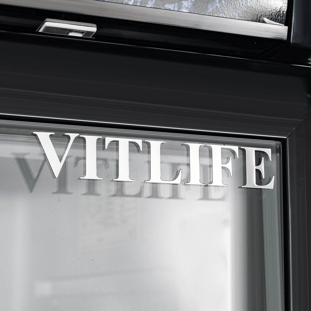 Vitlife Commercial VSC188VCW 20" 1-Glass Door Small Merchandiser Refrigerator, 6,4 cu. ft. - Biocean by Danube BlueBiocean